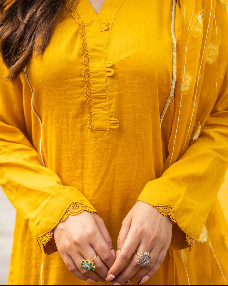 Yellow Lawn & Jacquard 2 Piece – Shirt & Dupatta (Ready to Wear)
